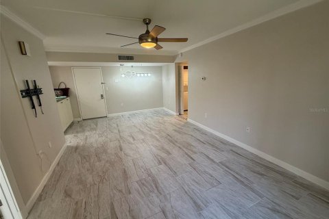 Condominio en alquiler en Port Charlotte, Florida, 2 dormitorios, 72.74 m2 № 1900907 - foto 2