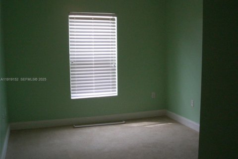 Villa ou maison à louer à Homestead, Floride: 3 chambres, 133.22 m2 № 1987704 - photo 5