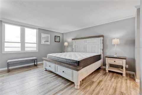 Condo in Clearwater, Florida, 2 bedrooms  № 1915369 - photo 6