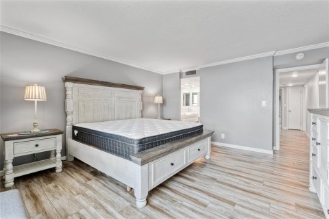 Condo in Clearwater, Florida, 2 bedrooms  № 1915369 - photo 16