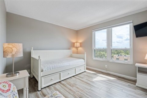 Condo in Clearwater, Florida, 2 bedrooms  № 1915369 - photo 21