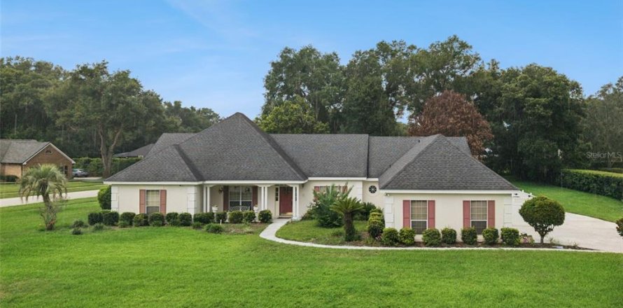 Villa ou maison à Windermere, Floride 4 chambres, 323.11 m2 № 2230809