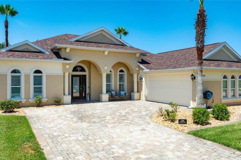 House in New Smyrna Beach, Florida 3 bedrooms, 209.12 sq.m. № 1876131 - photo 3