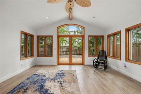 Villa ou maison à vendre à Tampa, Floride: 2 chambres, 201.04 m2 № 2305884 - photo 20