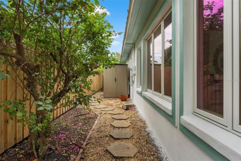 Villa ou maison à vendre à Tampa, Floride: 2 chambres, 201.04 m2 № 2305884 - photo 27