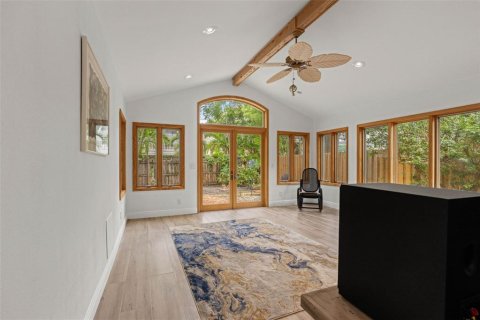 Villa ou maison à vendre à Tampa, Floride: 2 chambres, 201.04 m2 № 2305884 - photo 22