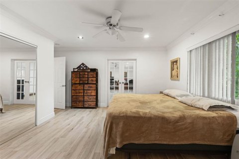 Villa ou maison à vendre à Tampa, Floride: 2 chambres, 201.04 m2 № 2305884 - photo 16