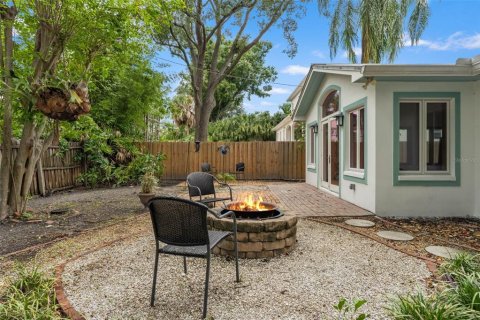 Villa ou maison à vendre à Tampa, Floride: 2 chambres, 201.04 m2 № 2305884 - photo 25
