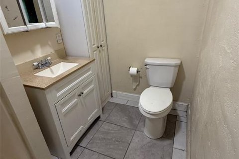 Villa ou maison à louer à Winter Springs, Floride: 4 chambres, 130.53 m2 № 1912827 - photo 5