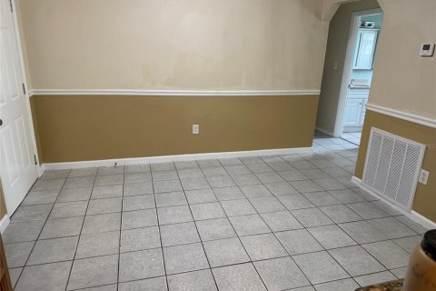 Villa ou maison à louer à Winter Springs, Floride: 4 chambres, 130.53 m2 № 1912827 - photo 6