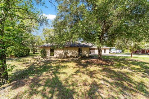 House in Dunnellon, Florida 3 bedrooms, 302.3 sq.m. № 1903007 - photo 3