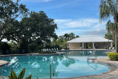 Villa ou maison à louer à Parrish, Floride: 5 chambres, 258.45 m2 № 1849856 - photo 2