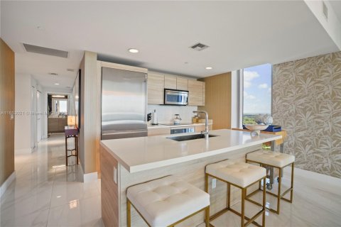 Copropriété à louer à North Miami Beach, Floride: 3 chambres, 144.56 m2 № 1983380 - photo 7