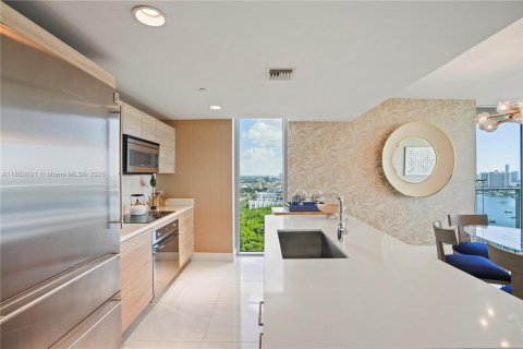 Copropriété à louer à North Miami Beach, Floride: 3 chambres, 144.56 m2 № 1983380 - photo 8