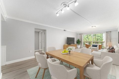 Condo in Mount Dora, Florida, 2 bedrooms  № 1815028 - photo 8