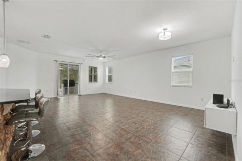 House in Kissimmee, Florida 4 bedrooms, 179.77 sq.m. № 2314871 - photo 8