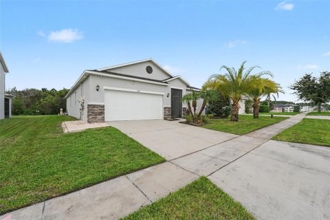 House in Kissimmee, Florida 4 bedrooms, 179.77 sq.m. № 2314871 - photo 7