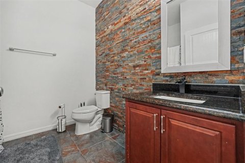House in Kissimmee, Florida 4 bedrooms, 179.77 sq.m. № 2314871 - photo 29