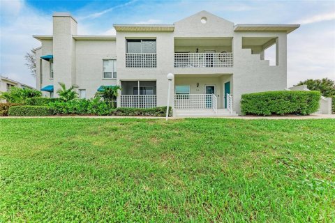 Condominio en alquiler en Bradenton, Florida, 2 dormitorios, 115.2 m2 № 1919869 - foto 4