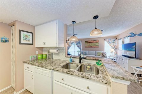 Condominio en alquiler en Bradenton, Florida, 2 dormitorios, 115.2 m2 № 1919869 - foto 6