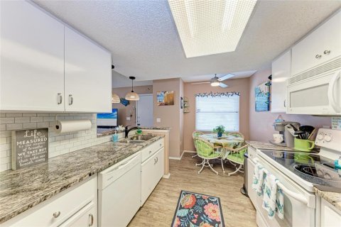 Condominio en alquiler en Bradenton, Florida, 2 dormitorios, 115.2 m2 № 1919869 - foto 7