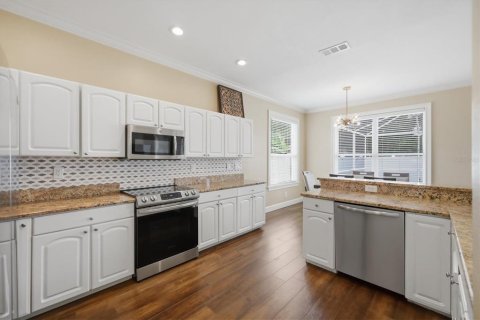 House in Bradenton, Florida 4 bedrooms, 250 sq.m. № 2283517 - photo 8