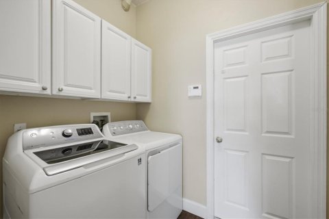 House in Bradenton, Florida 4 bedrooms, 250 sq.m. № 2283517 - photo 26