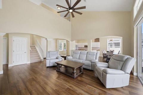 House in Bradenton, Florida 4 bedrooms, 250 sq.m. № 2283517 - photo 7