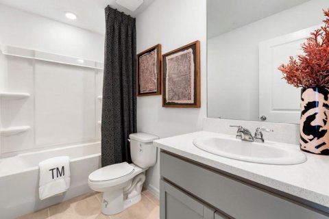 Townhouse in Mount Dora, Florida 3 bedrooms, 119.38 sq.m. № 2094746 - photo 16
