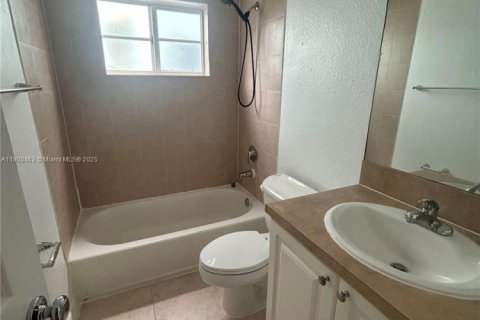 Appartement à louer à Miami Beach, Floride: 1 chambre, 951.6 m2 № 1967925 - photo 10