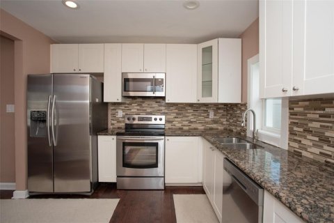 Casa en venta en Saint Petersburg, Florida, 3 dormitorios, 123.19 m2 № 1900074 - foto 12