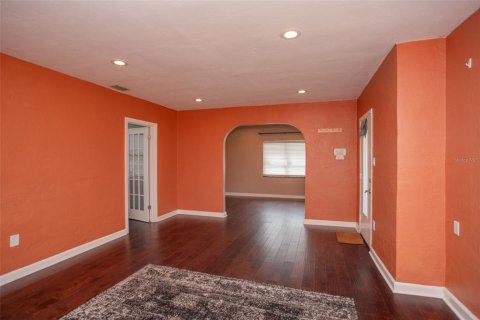 Casa en venta en Saint Petersburg, Florida, 3 dormitorios, 123.19 m2 № 1900074 - foto 7