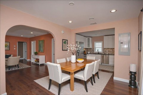 Casa en venta en Saint Petersburg, Florida, 3 dormitorios, 123.19 m2 № 1900074 - foto 5