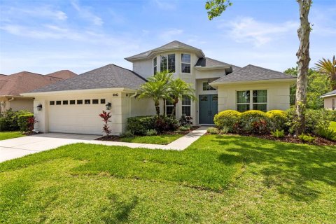 House in Tampa, Florida 4 bedrooms, 265.61 sq.m. № 1732651 - photo 1