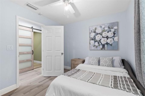Villa ou maison à louer à Tampa, Floride: 3 chambres, 140.47 m2 № 2102290 - photo 20