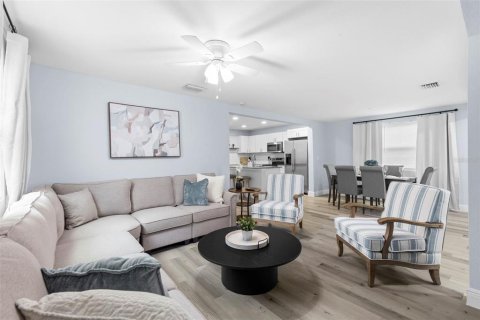 Villa ou maison à louer à Tampa, Floride: 3 chambres, 140.47 m2 № 2102290 - photo 9