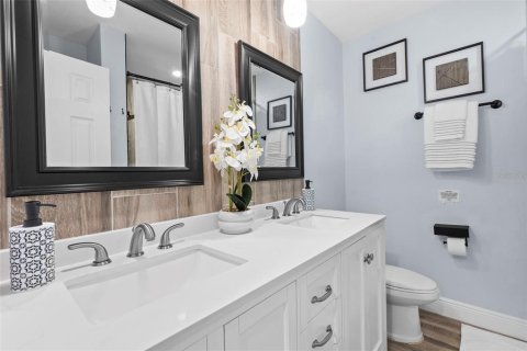 Villa ou maison à louer à Tampa, Floride: 3 chambres, 140.47 m2 № 2102290 - photo 15