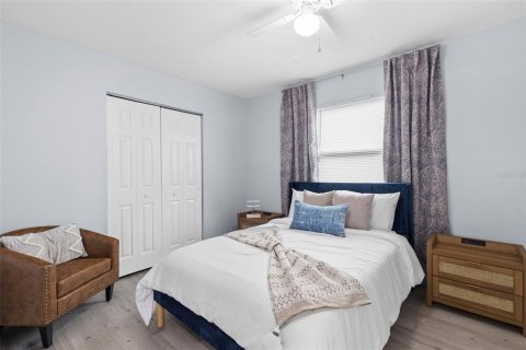 Villa ou maison à louer à Tampa, Floride: 3 chambres, 140.47 m2 № 2102290 - photo 17