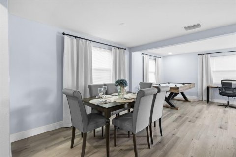 Villa ou maison à louer à Tampa, Floride: 3 chambres, 140.47 m2 № 2102290 - photo 6