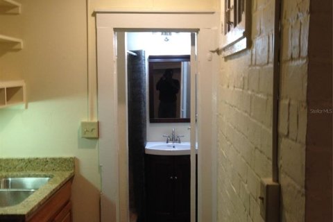 Appartement à louer à Gainesville, Floride: 1 chambre, 82.03 m2 № 1843441 - photo 2