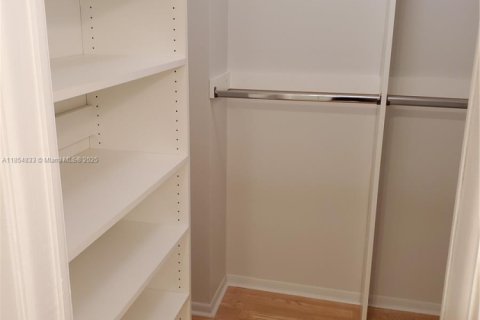 Condo in Pompano Beach, Florida, 2 bedrooms  № 1878411 - photo 12