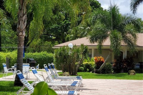 Condo in Pompano Beach, Florida, 2 bedrooms  № 1878411 - photo 21