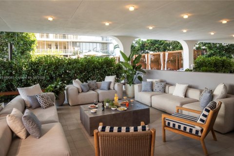 Снять в аренду кондоминиум в Майами, Флорида 2 спальни, 87.51м2, № 1951430 - фото 29