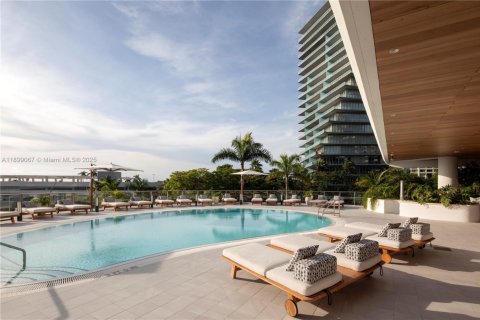 Снять в аренду кондоминиум в Майами, Флорида 2 спальни, 87.51м2, № 1951430 - фото 23