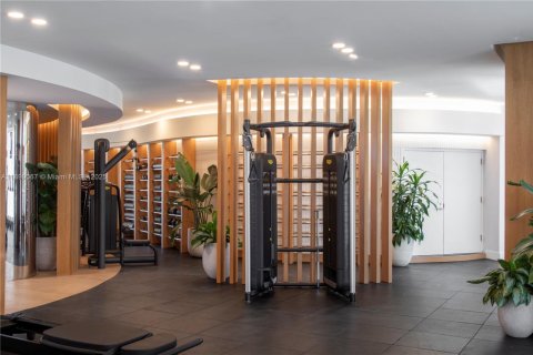 Снять в аренду кондоминиум в Майами, Флорида 2 спальни, 87.51м2, № 1951430 - фото 26