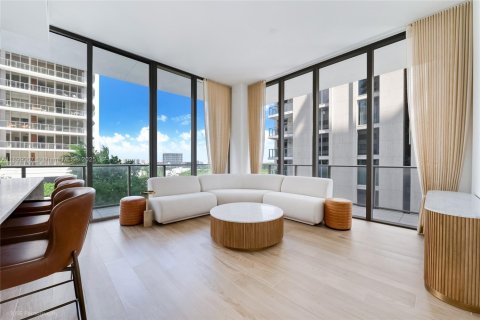 Снять в аренду кондоминиум в Майами, Флорида 2 спальни, 87.51м2, № 1951430 - фото 3