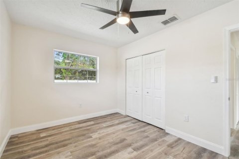 House in Sarasota, Florida 3 bedrooms, 99.59 sq.m. № 1519265 - photo 22