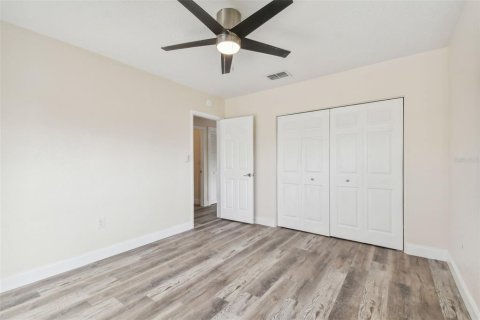 House in Sarasota, Florida 3 bedrooms, 99.59 sq.m. № 1519265 - photo 28