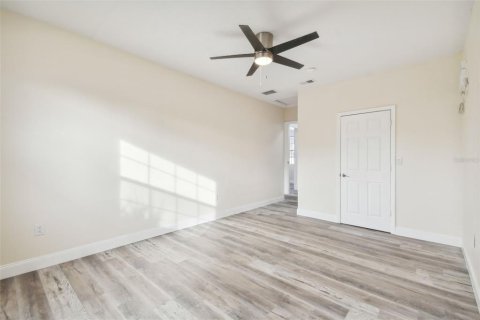 House in Sarasota, Florida 3 bedrooms, 99.59 sq.m. № 1519265 - photo 12