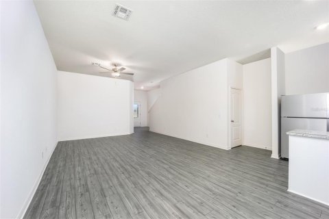 Adosado en venta en Dundee, Florida, 3 dormitorios, 160.81 m2 № 2215473 - foto 4